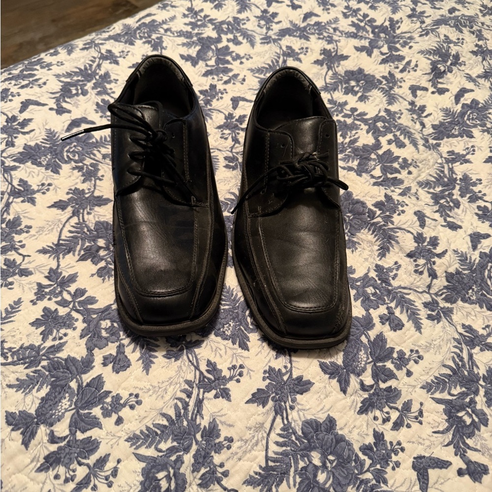 Classic Black Men's Dress Shoes